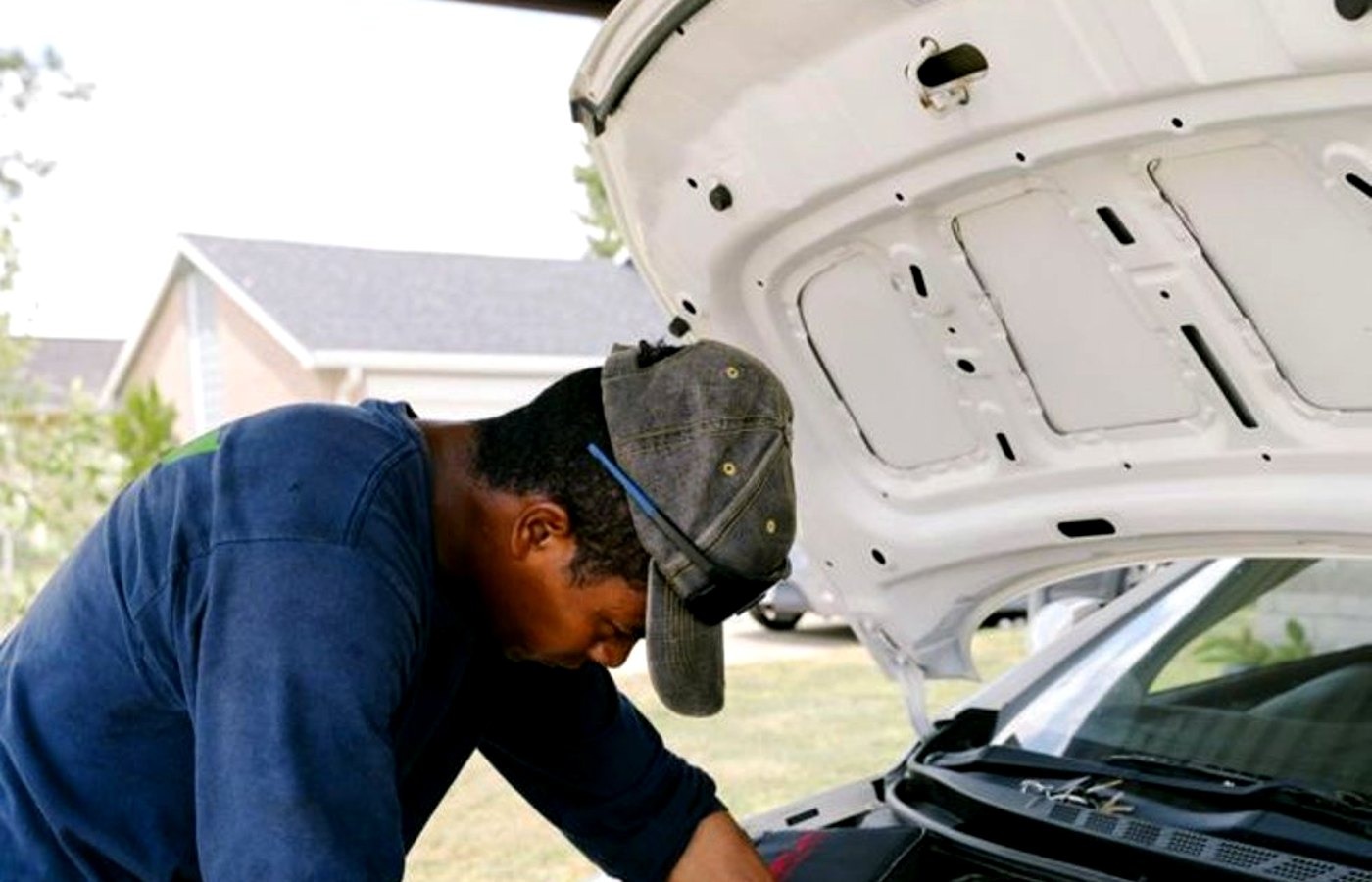 Huntington Beach mobile mechanic diagnosing a no start in an engine bay